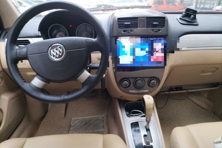 Used Buick Excelle 2013 1.5L Automatic Classic Model Center Console