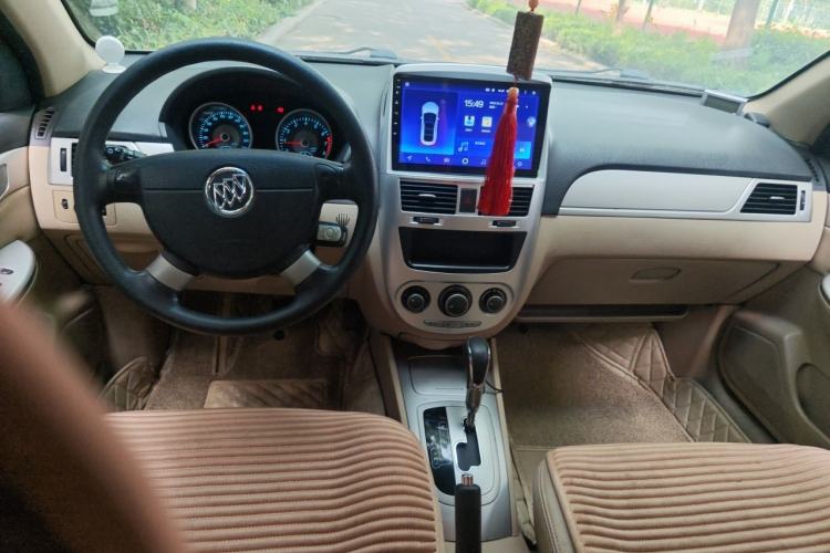 Used Buick Excelle 2013 1.5L Automatic Classic Model Center Console