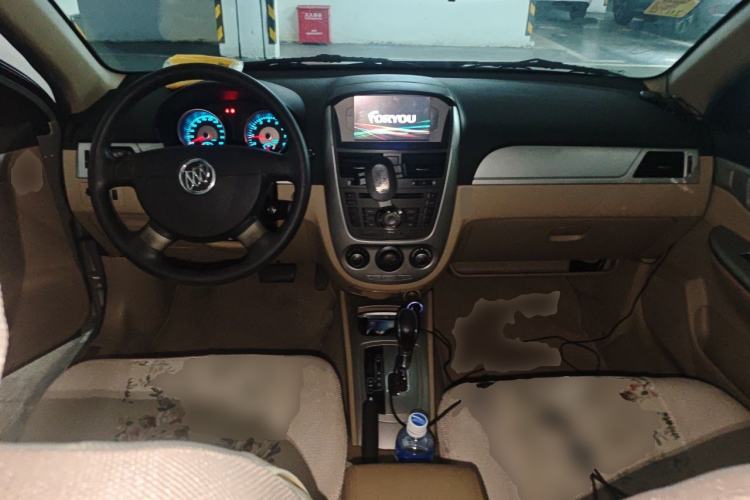 Used Buick Excelle 2013 1.5L Automatic Classic Model Center Console