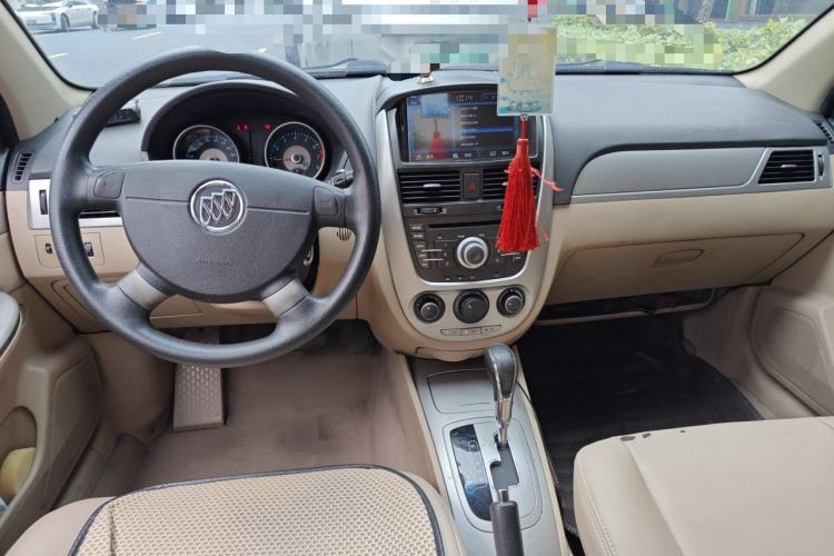 Used Buick Excelle 2013 1.5L Automatic Classic Model Center Console