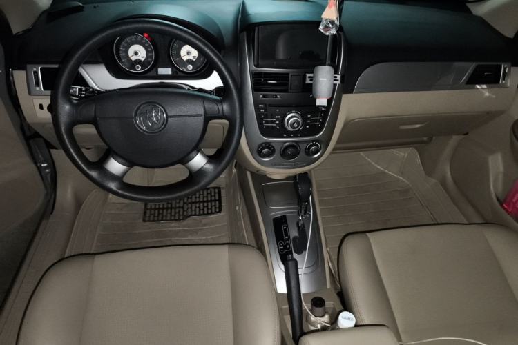 Used Buick Excelle 2013 1.5L Automatic Classic Model Center Console