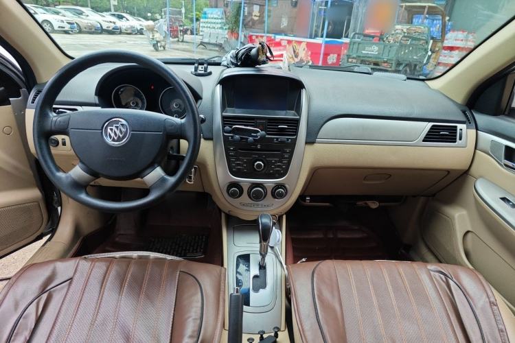 Used Buick Excelle 2013 1.5L Automatic Classic Model Center Console