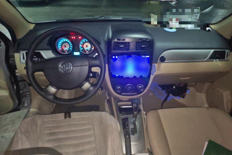 Used Buick Excelle 2013 1.5L Automatic Classic Model Center Console