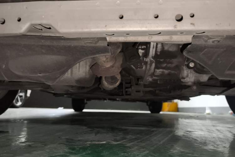 Used Buick Excelle 2013 1.5L Automatic Classic Model Chassis Front