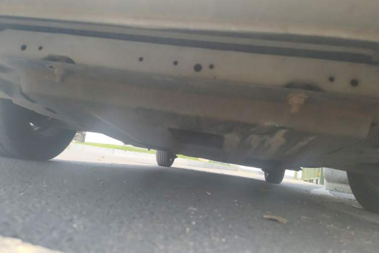 Used Buick Excelle 2013 1.5L Automatic Classic Model Chassis Front