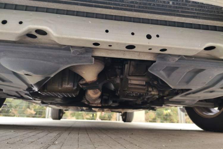 Used Buick Excelle 2013 1.5L Automatic Classic Model Chassis Front