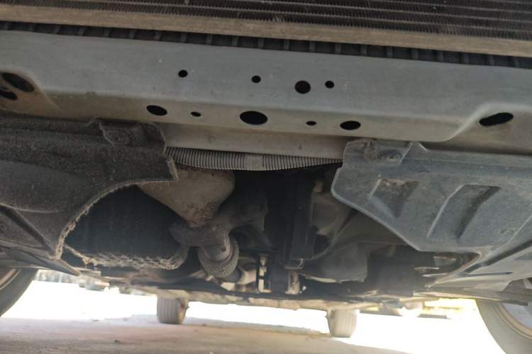 Used Buick Excelle 2013 1.5L Manual Luxury Model Chassis Front