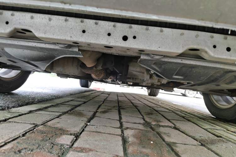 Used Buick Excelle 2013 1.5L Automatic Classic Model Chassis Front