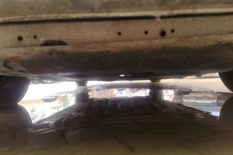 Used Buick Excelle 2013 1.5L Automatic Classic Model Chassis Front