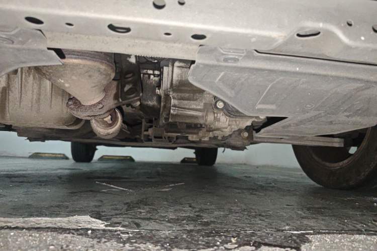 Used Buick Excelle 2013 1.5L Automatic Classic Model Chassis Front