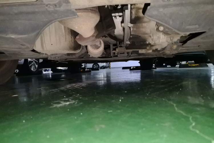 Used Buick Excelle 2013 1.5L Automatic Luxury Model Chassis Front