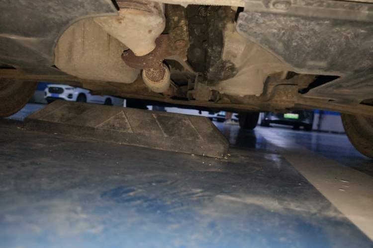Used Buick Excelle 2013 1.5L Manual Classic Model Chassis Front