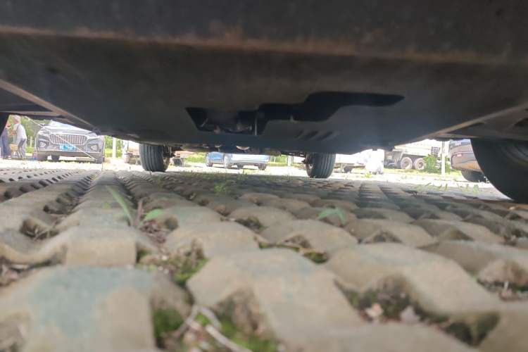 Used Buick Excelle 2013 1.5L Manual Classic Model Chassis Front