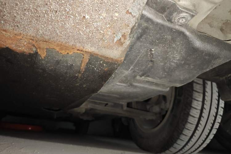 Used Buick Excelle 2013 1.5L Automatic Classic Model Chassis Front Left