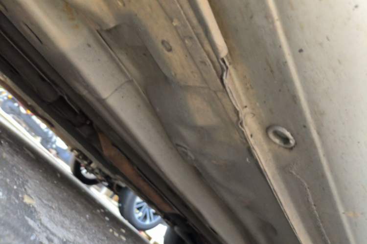 Used Buick Excelle 2013 1.5L Automatic Classic Model Chassis Front Left