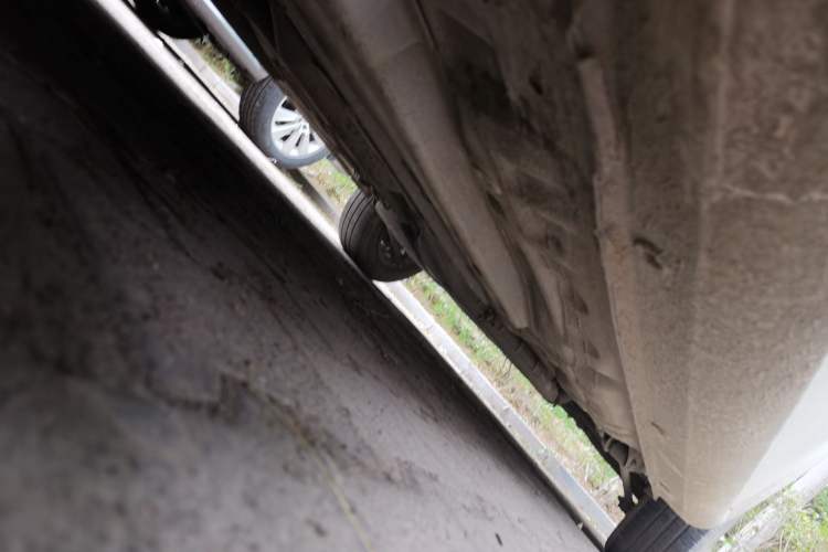 Used Buick Excelle 2013 1.5L Manual Classic Model Chassis Front Left