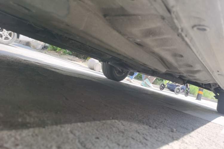 Used Buick Excelle 2013 1.5L Manual Luxury Model Chassis Front Left