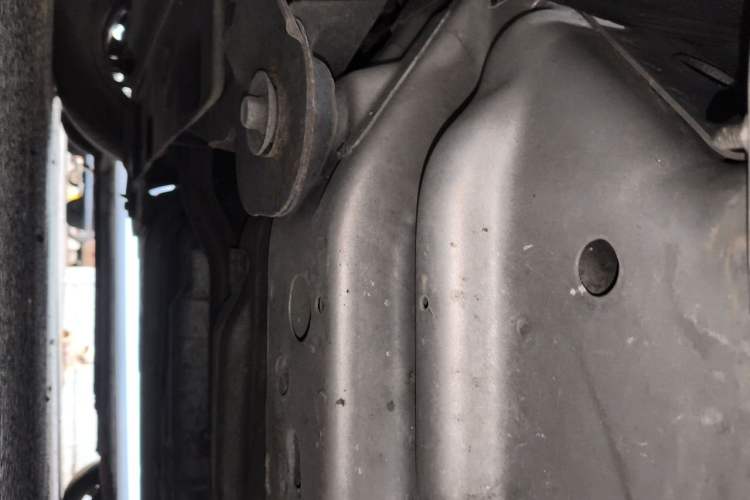 Used Buick Excelle 2013 1.5L Manual Classic Model Chassis Front Left