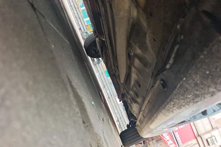 Used Buick Excelle 2013 1.5L Automatic Classic Model Chassis Front Left