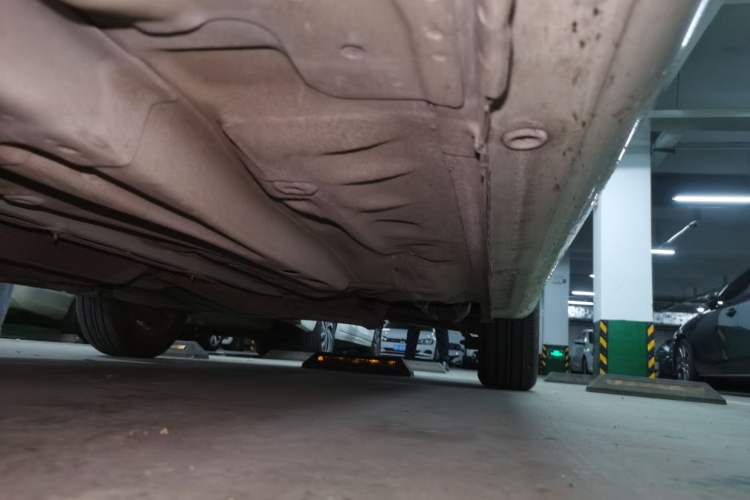 Used Buick Excelle 2013 1.5L Automatic Classic Model Chassis Front Left