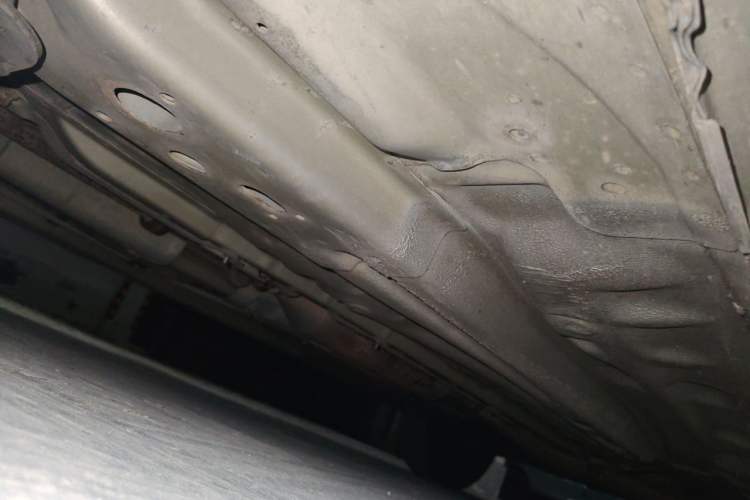 Used Buick Excelle 2013 1.5L Automatic Classic Model Chassis Front Left