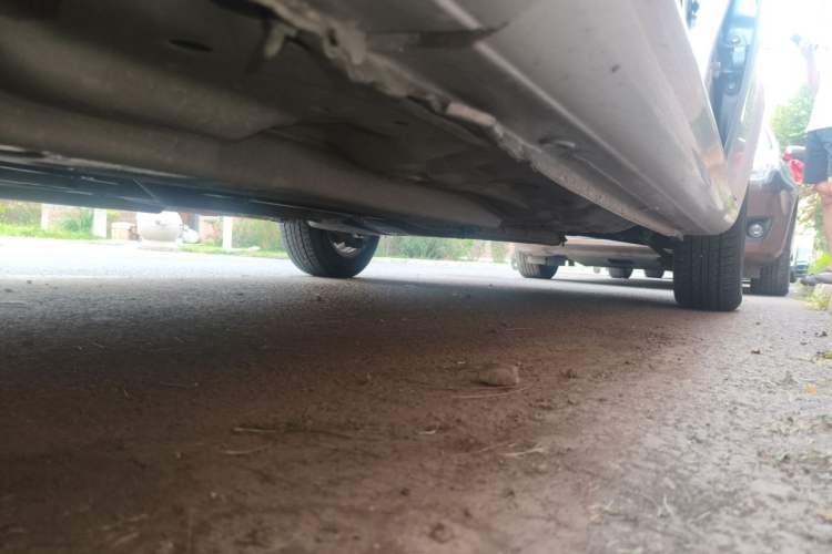 Used Buick Excelle 2013 1.5L Manual Classic Model Chassis Front Left