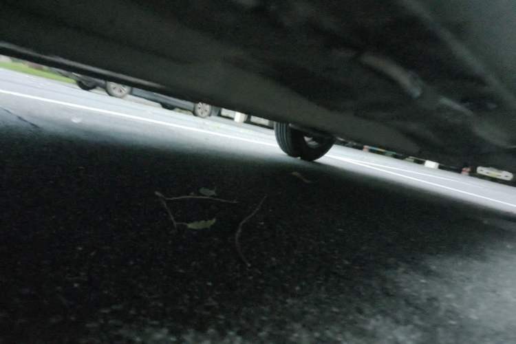 Used Buick Excelle 2013 1.5L Automatic Classic Model Chassis Front Left