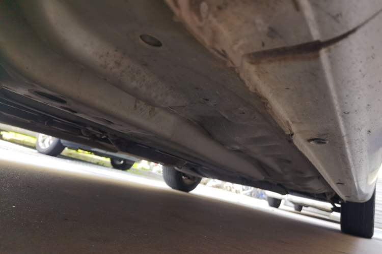 Used Buick Excelle 2013 1.5L Manual Classic Model Chassis Front Left
