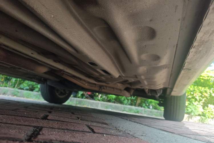 Used Buick Excelle 2013 1.5L Automatic Classic Model Chassis Front Left