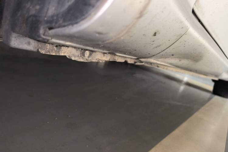 Used Buick Excelle 2013 1.5L Automatic Classic Model Chassis Front Left