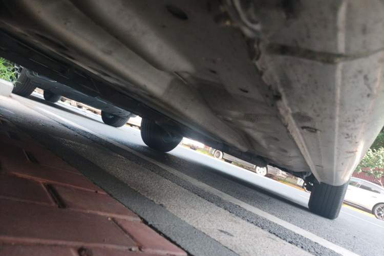 Used Buick Excelle 2013 1.5L Automatic Classic Model Chassis Front Left