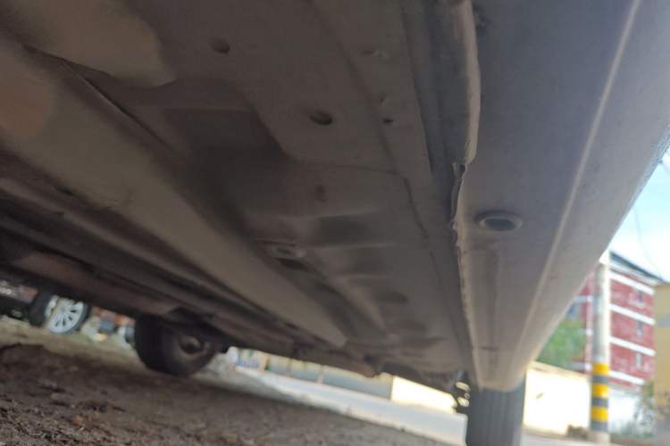 Used Buick Excelle 2013 1.5L Manual Classic Model Chassis Front Left
