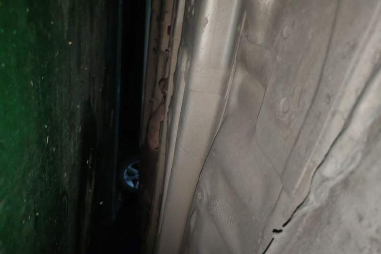 Used Buick Excelle 2013 1.5L Automatic Classic Model Chassis Front Left