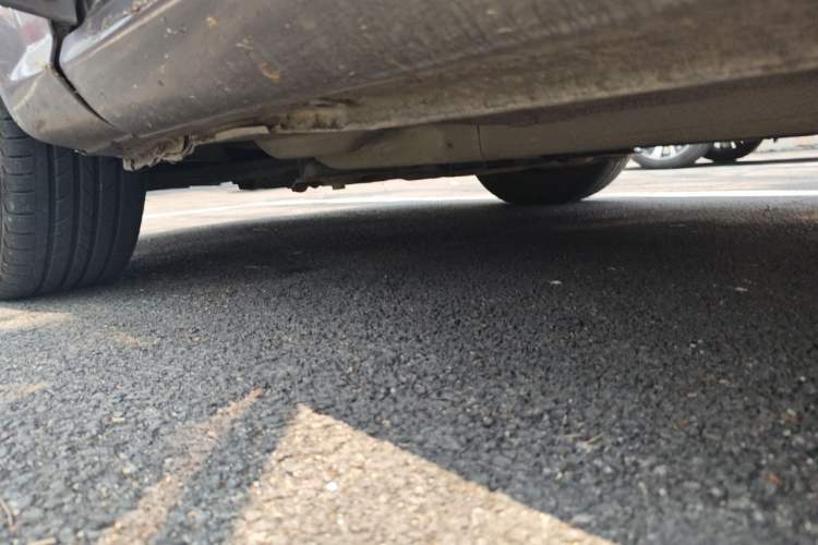Used Buick Excelle 2013 1.5L Automatic Classic Model Chassis Front Left