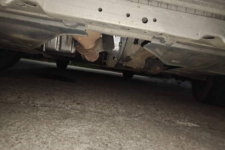 Used Buick Excelle 2013 1.5L Manual Classic Model Chassis Front