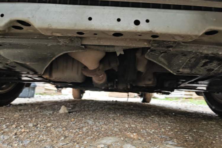 Used Buick Excelle 2013 1.5L Manual Classic Model Chassis Front