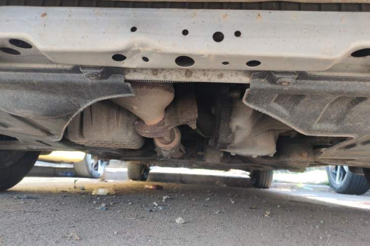 Used Buick Excelle 2013 1.5L Manual Classic Model Chassis Front