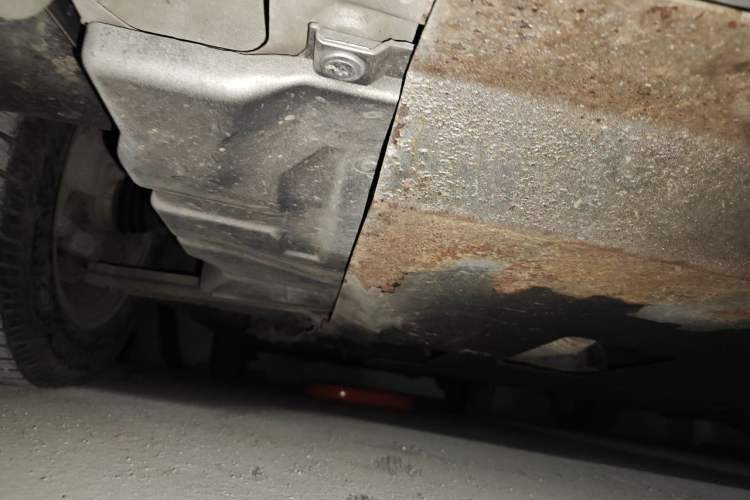 Used Buick Excelle 2013 1.5L Automatic Classic Model Chassis Front Right
