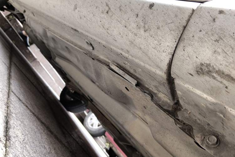 Used Buick Excelle 2013 1.5L Automatic Classic Model Chassis Front Right