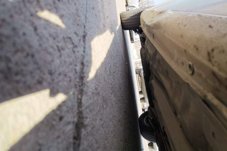 Used Buick Excelle 2013 1.5L Manual Classic Model Chassis Front Right