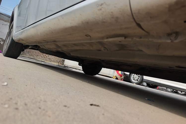 Used Buick Excelle 2013 1.5L Automatic Classic Model Chassis Front Right