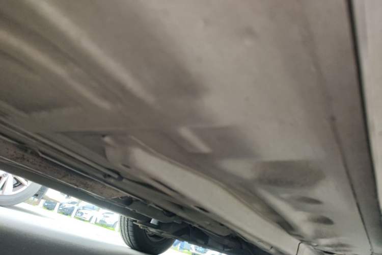Used Buick Excelle 2013 1.5L Automatic Classic Model Chassis Front Right