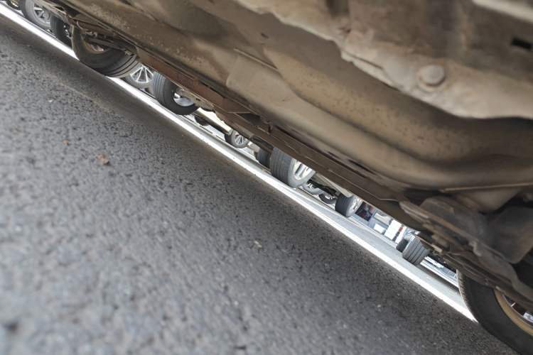 Used Buick Excelle 2013 1.5L Manual Classic Model Chassis Front Right