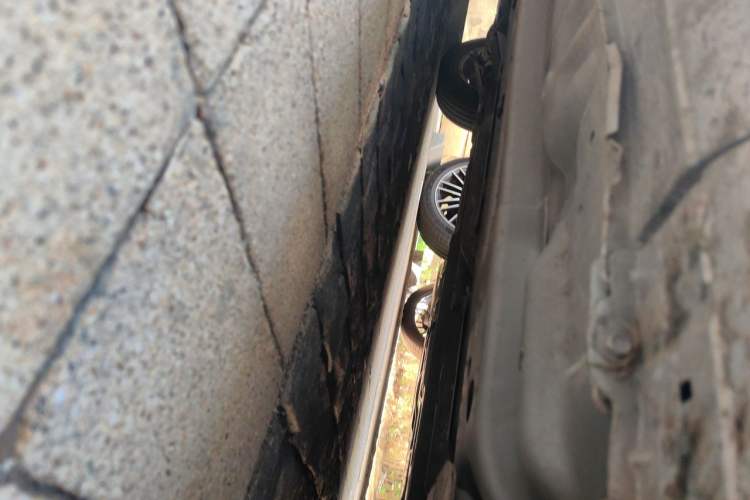 Used Buick Excelle 2013 1.5L Automatic Classic Model Chassis Front Right