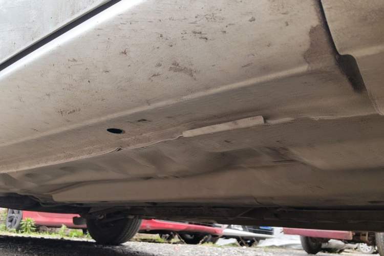 Used Buick Excelle 2013 1.5L Manual Classic Model Chassis Front Right