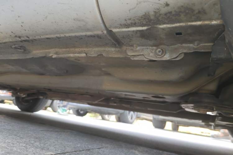 Used Buick Excelle 2013 1.5L Automatic Classic Model Chassis Front Right