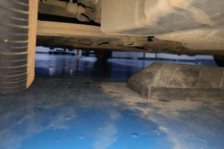 Used Buick Excelle 2013 1.5L Manual Classic Model Chassis Front Right