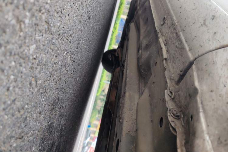 Used Buick Excelle 2013 1.5L Automatic Classic Model Chassis Front Right