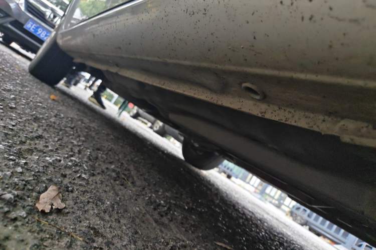 Used Buick Excelle 2013 1.5L Manual Classic Model Chassis Front Right