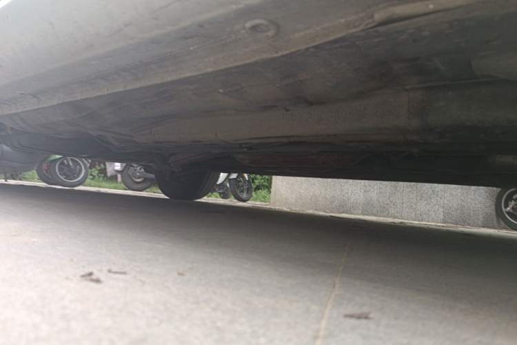 Used Buick Excelle 2013 1.5L Automatic Classic Model Chassis Front Right